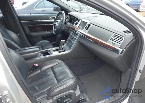 2010 Lincoln Mks z USA, uszkodzony, nr VIN 1LNHL9DR0AG605230